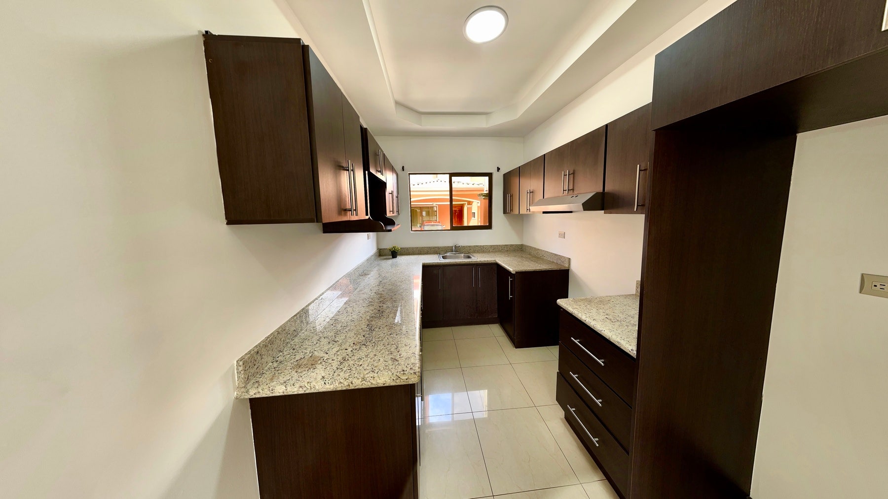 Monte Blanco Condominium , #21 — photo 2 of 10