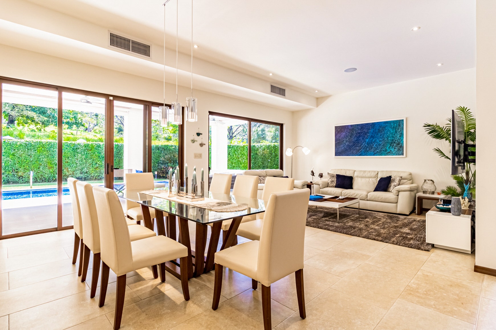 Contemporary Villa in La Estancia Condominium — photo 4 of 19