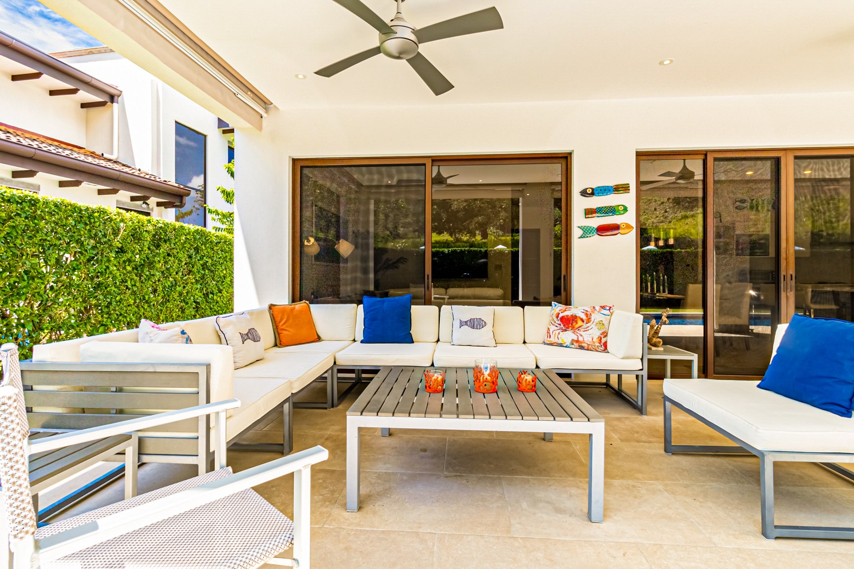 Contemporary Villa in La Estancia Condominium — photo 11 of 19