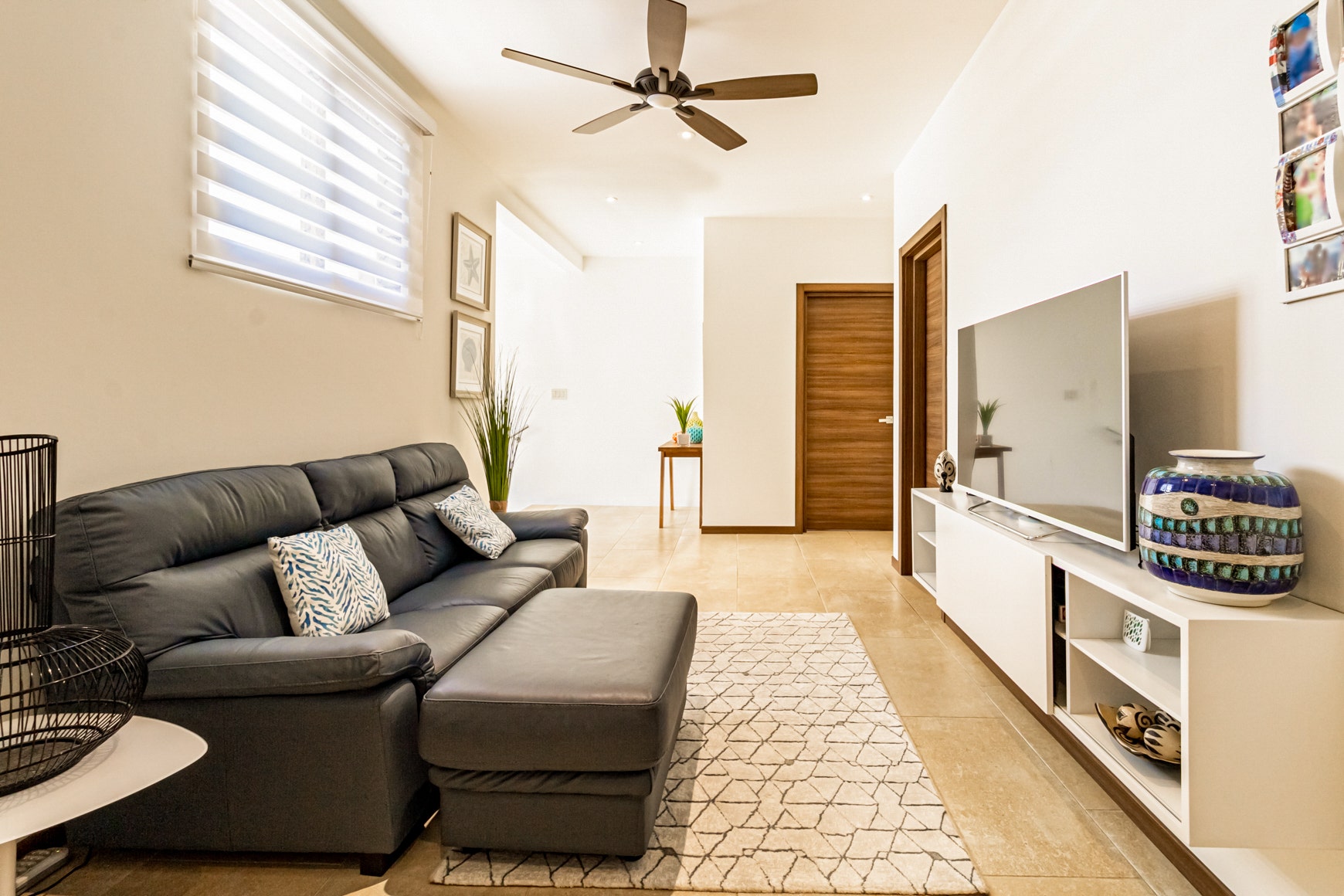 Contemporary Villa in La Estancia Condominium — photo 12 of 19