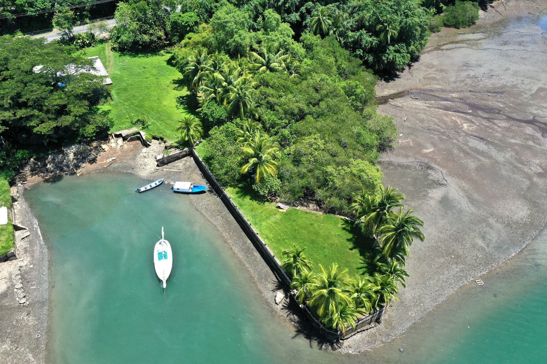 Unique Waterfront Land in Golfito — photo 10 of 11