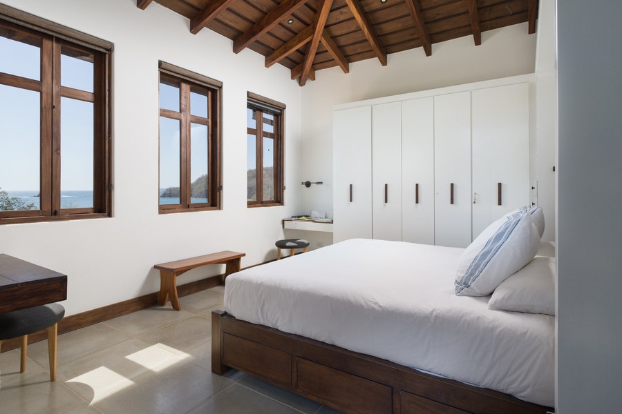 Modern Ocean View Home on Calle La Ronda — photo 9 of 16