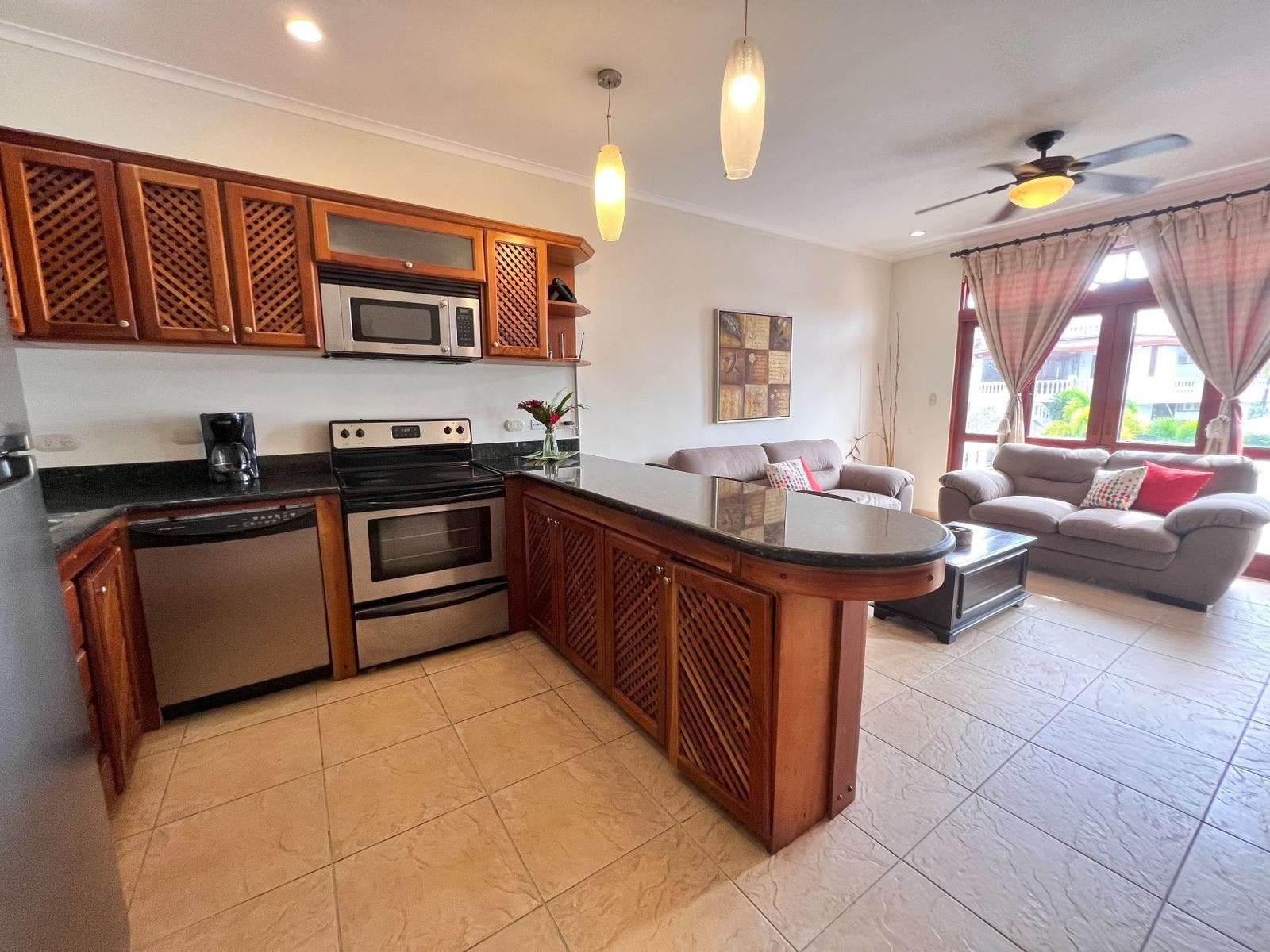 Oceanfront apartment La Paloma Blanca, #B2 — photo 8 of 18