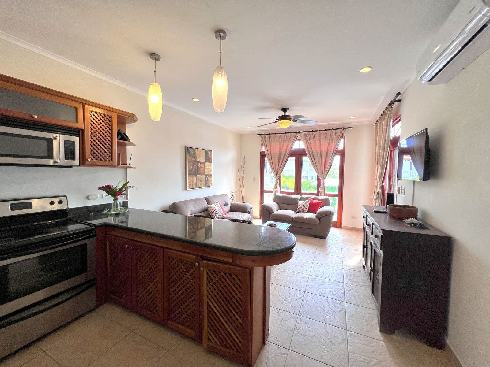 Oceanfront apartment La Paloma Blanca, #B2 — photo 9 of 18