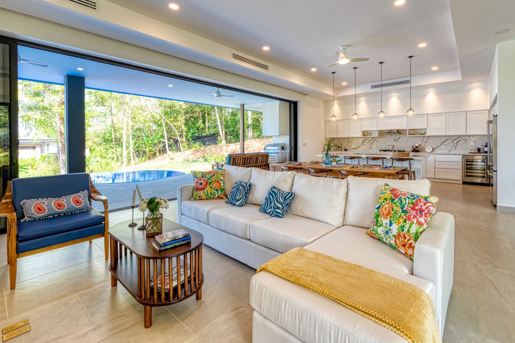 Luxury Estate at Dulce Pacifico — photo 5 of 19