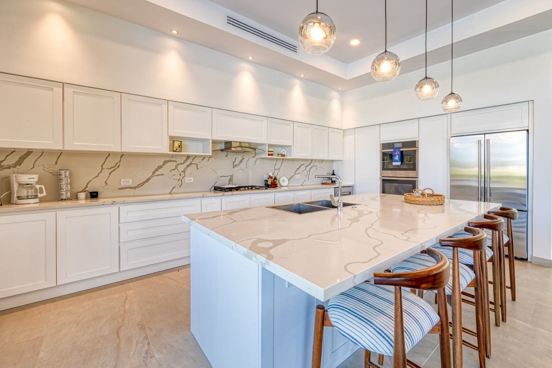Luxury Estate at Dulce Pacifico — photo 6 of 19