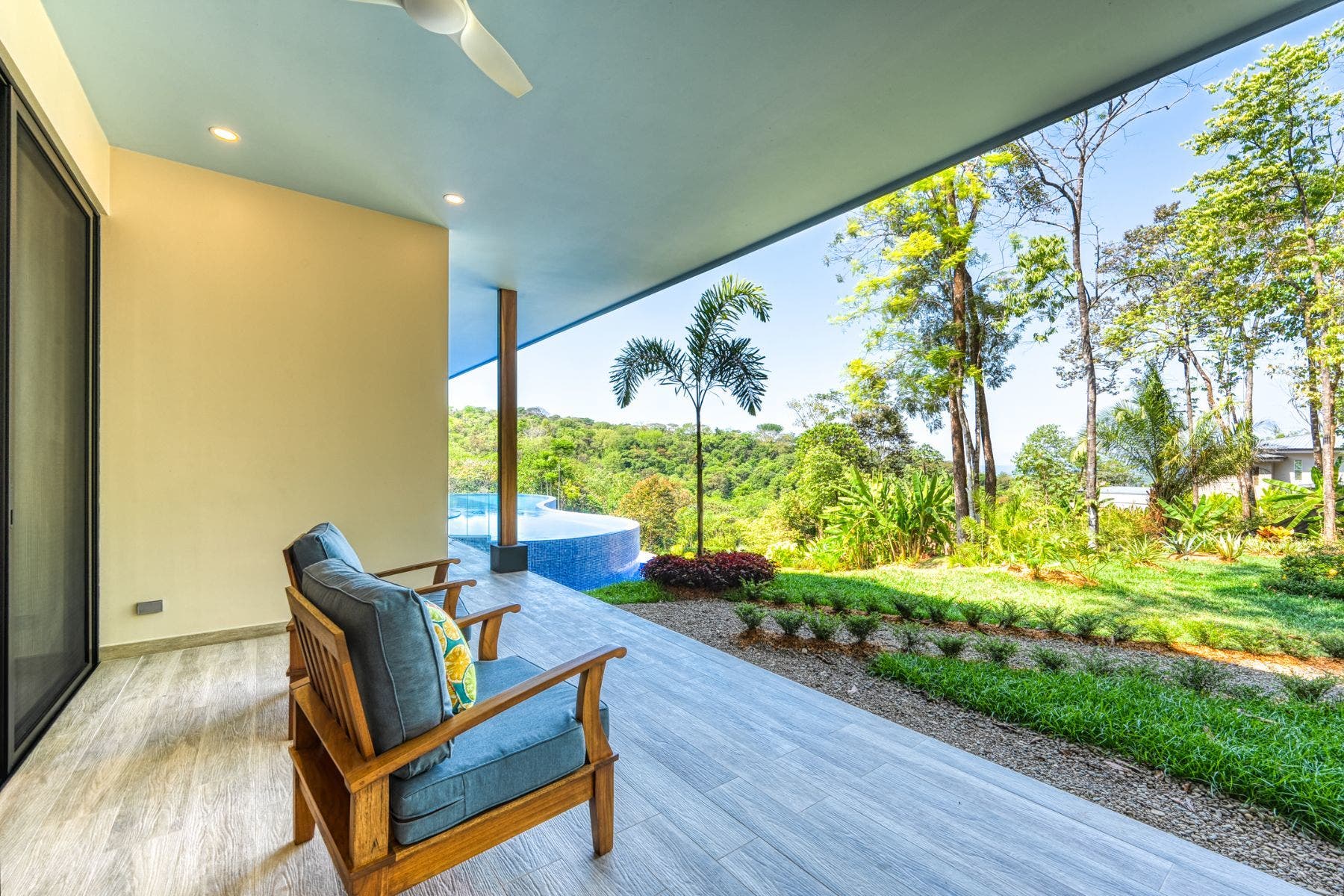 Luxury Estate at Dulce Pacifico — photo 12 of 19