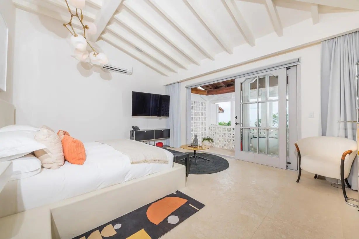 Luxury Home on Paseo Miraflores — foto 12 de 19