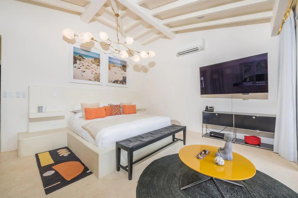 Luxury Home on Paseo Miraflores — foto 14 de 19