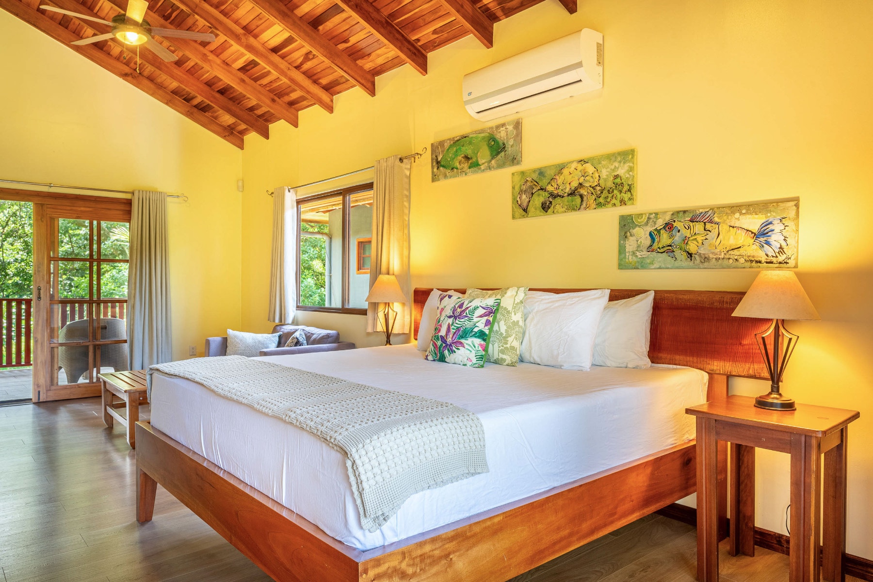 Villa del Sol 3 Bedroom Home in Dominical — photo 8 of 16