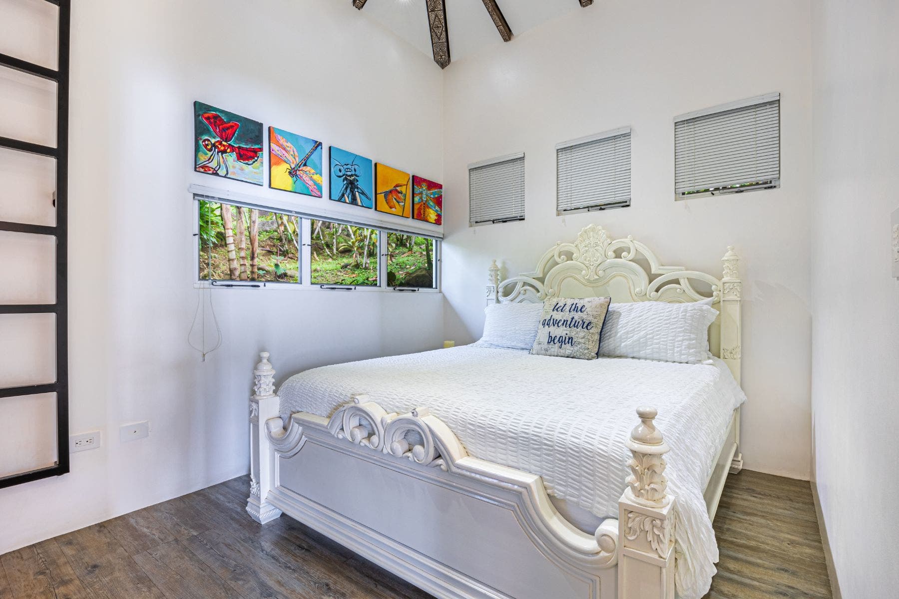 Two-bedroom Luxury Villa in Escaleras — photo 8 of 19