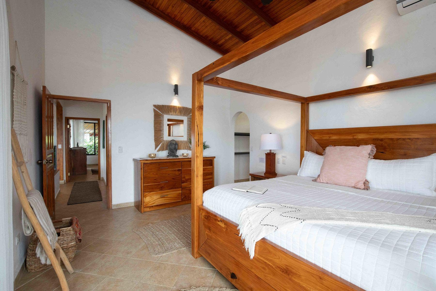 Casa Mono Montaña Pajaro Azul, Pajaro Azul, Manuel Antonio, Quepos, Puntarenas, Puntarenas, Costa Rica 60601 — photo 5 of 5