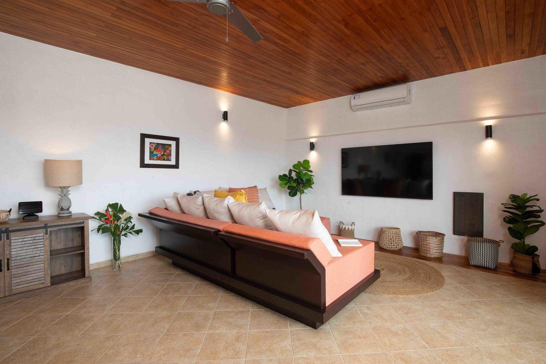 Casa Mono Montaña Pajaro Azul — photo 13 of 19