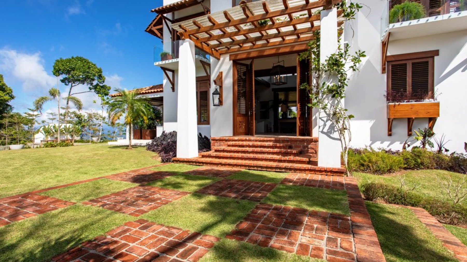 Colonial Stlyle Home in Costa Verde Estates — photo 3 of 19
