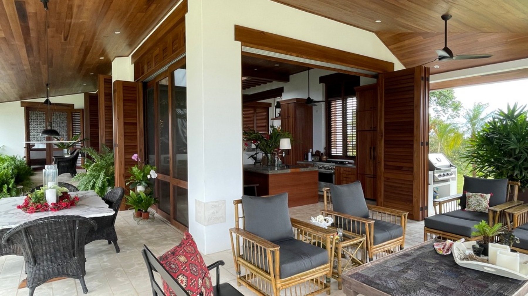 Colonial Stlyle Home in Costa Verde Estates — photo 6 of 19