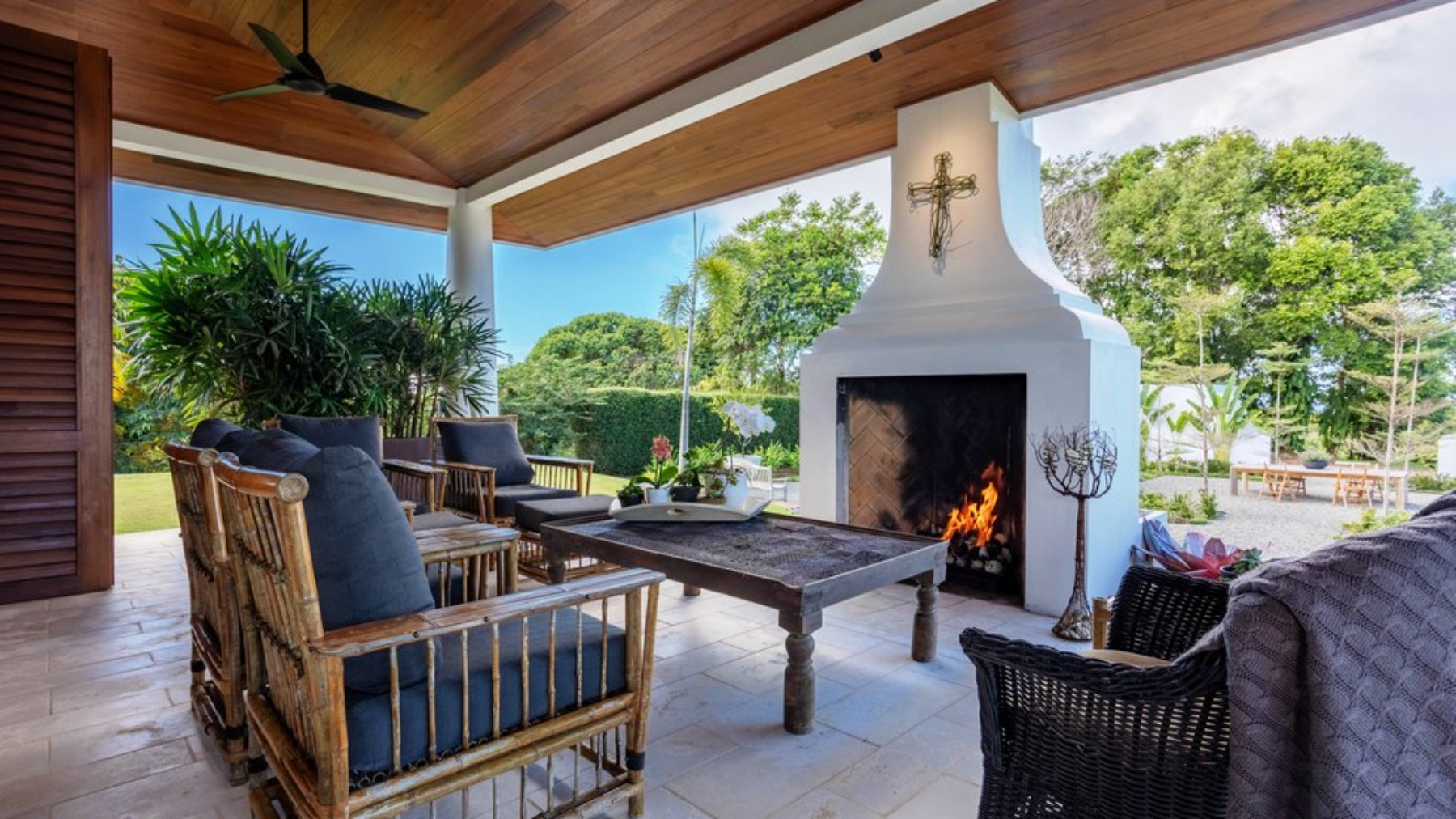 Colonial Stlyle Home in Costa Verde Estates — photo 13 of 19