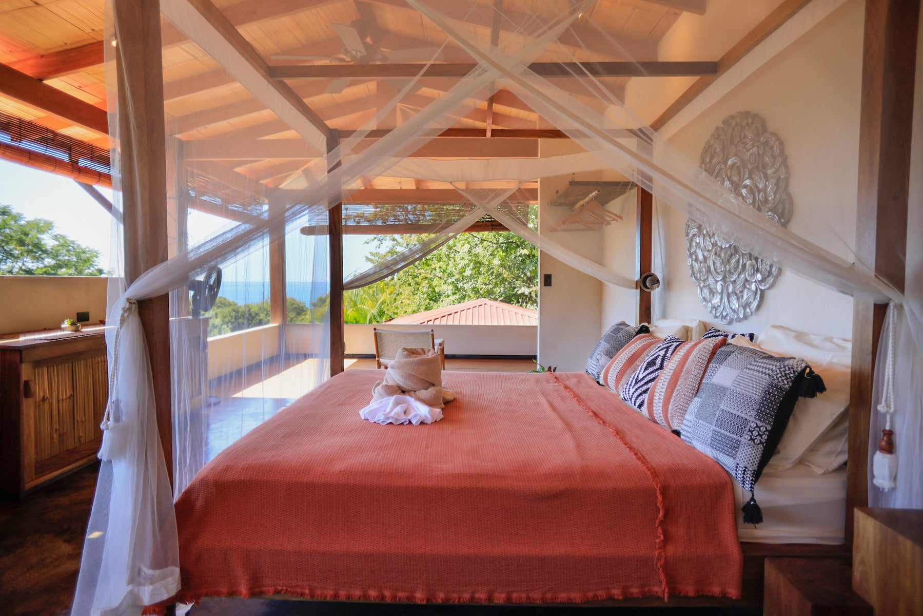 North Santa Teresa Property With Balinese Vacation Rental Homes — photo 9 of 19