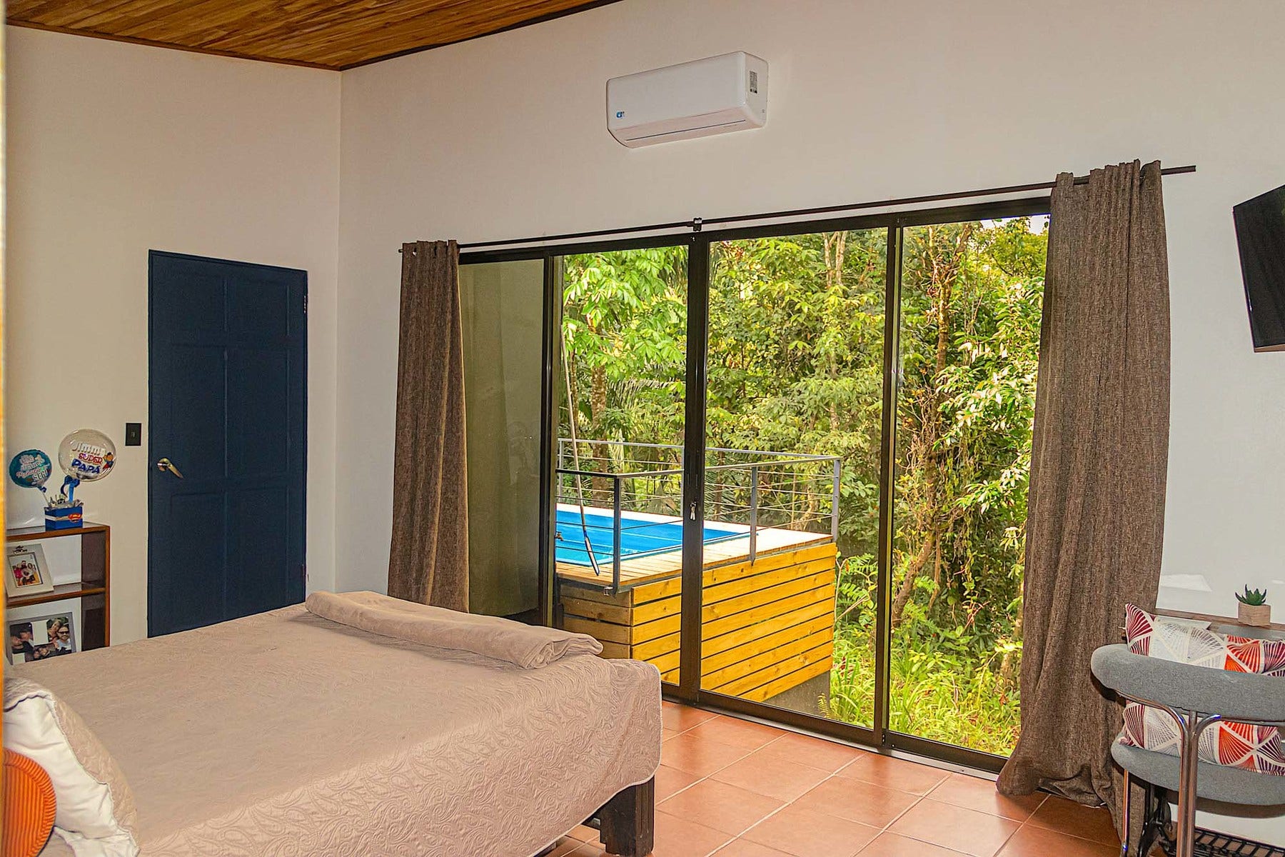 Quepos — photo 7 of 19
