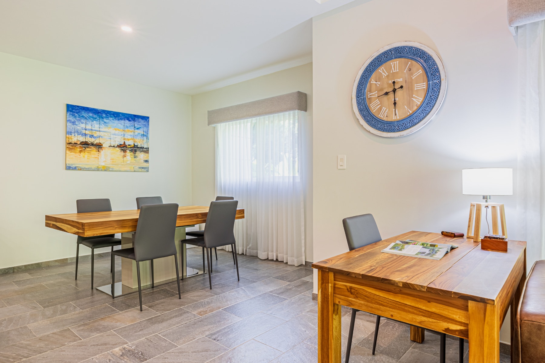 Prime Location Luxury Condo — foto 13 de 19