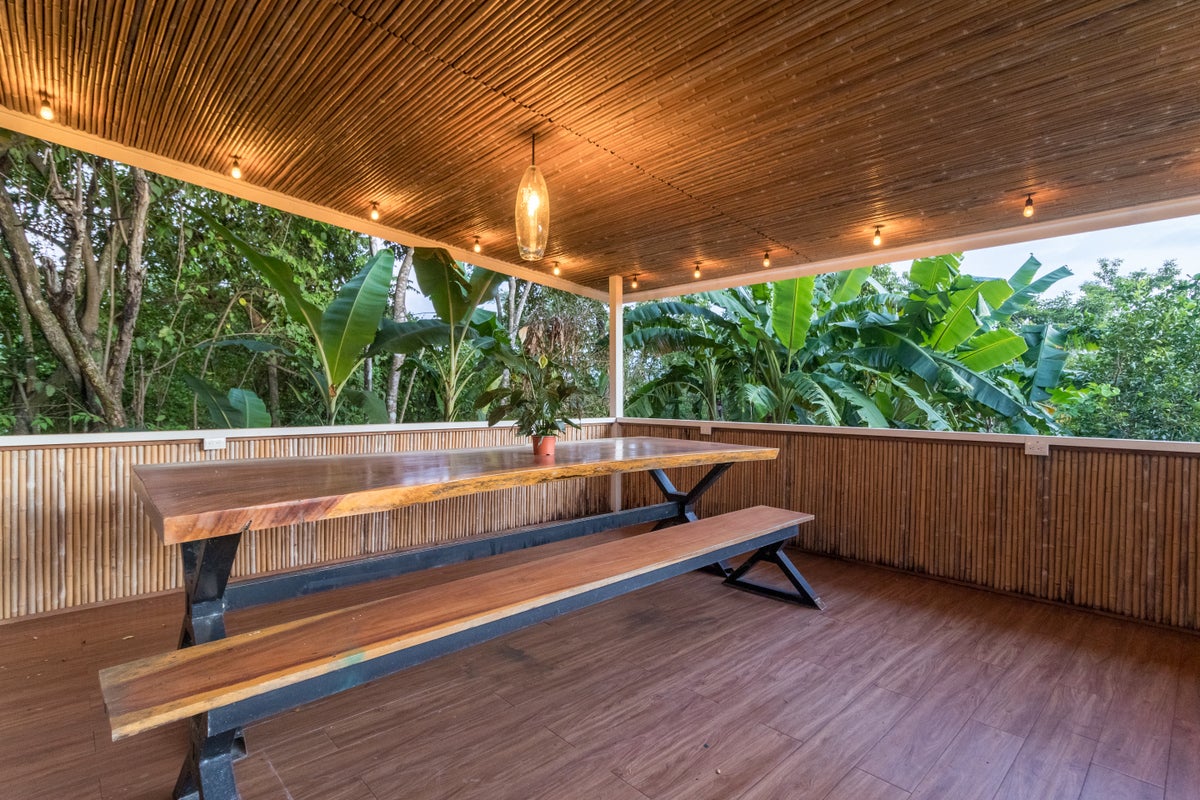 Five Bedroom House With a Large Green Area in Santiago Playa Hermosa — photo 6 of 18