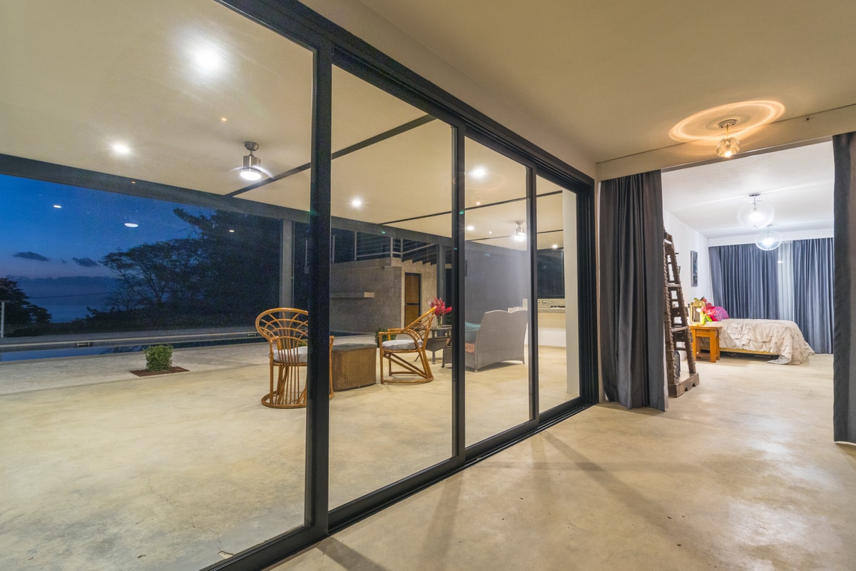 Five Bedroom House With a Large Green Area in Santiago Playa Hermosa — photo 17 of 18