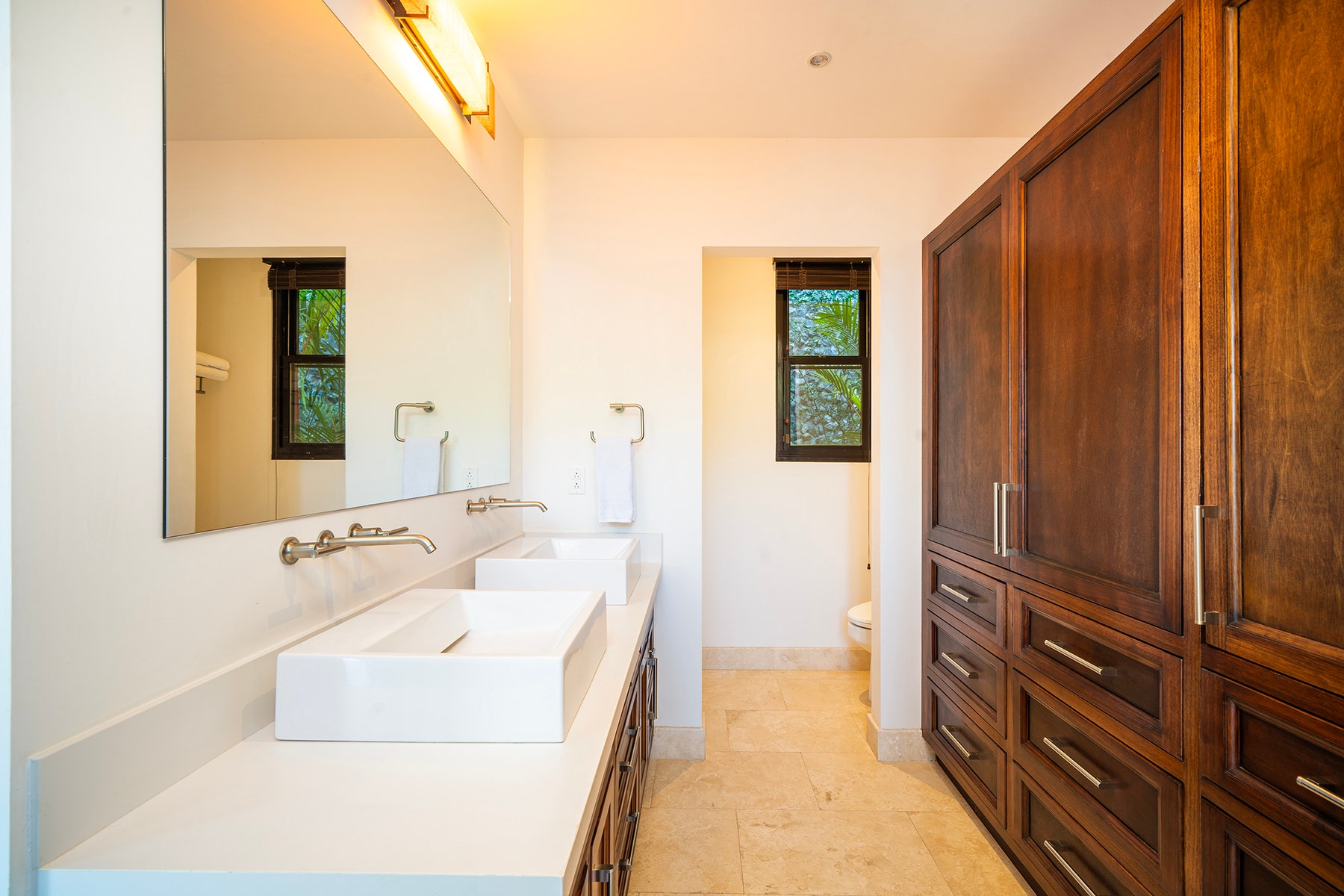 Luxury Estate in Flamingo Southridge — photo 16 of 19
