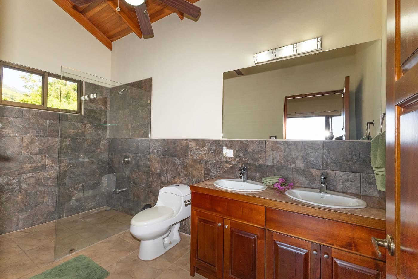 Affordable Chontales Home with Mountain and Ocean View — photo 13 of 19