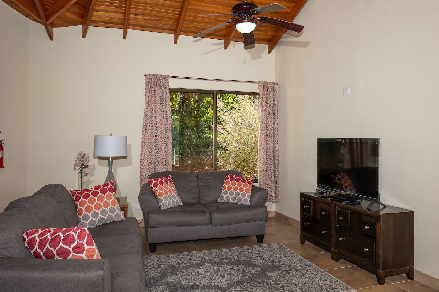 Affordable Chontales Home with Mountain and Ocean View — photo 8 of 19