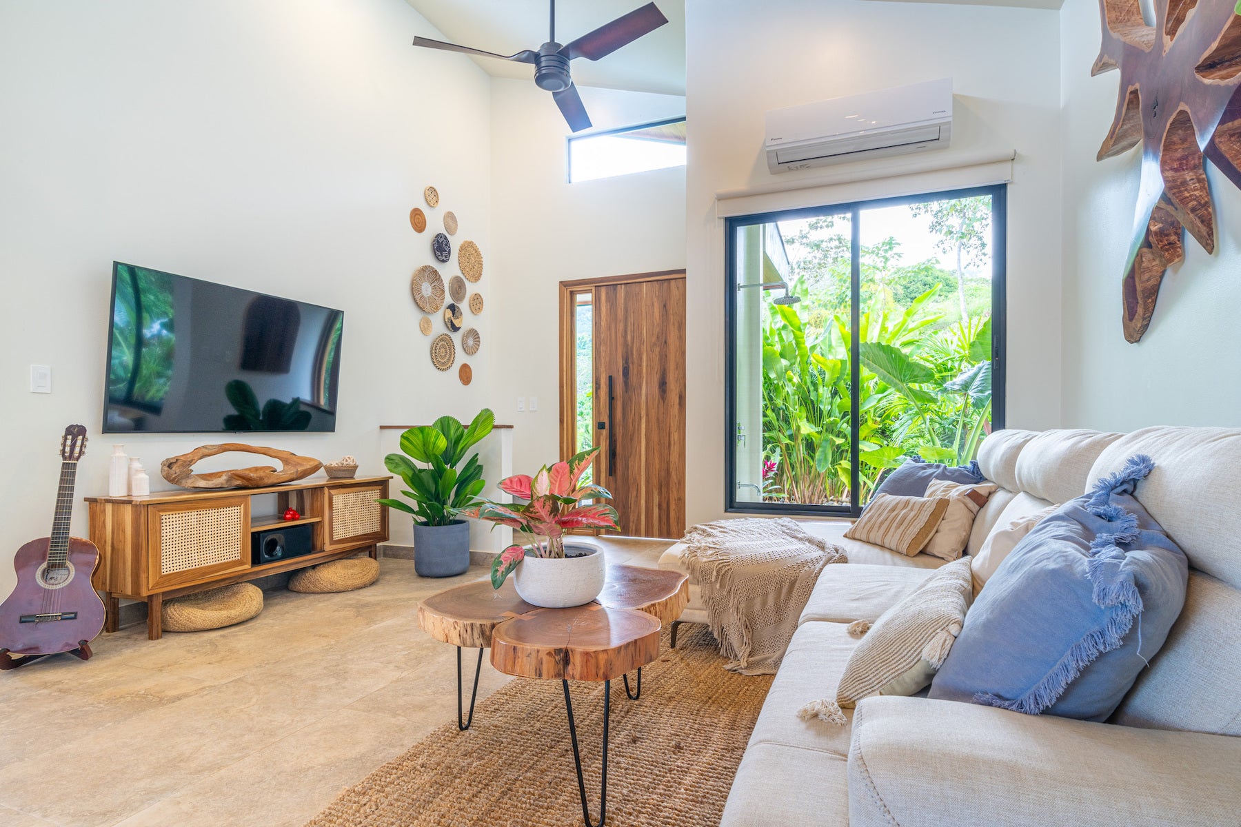 Ojochal Ocean View Contemporary House and Guest House — photo 10 of 19
