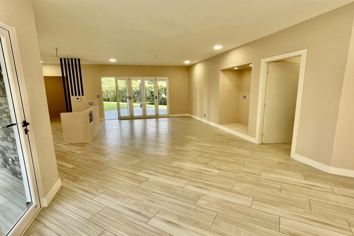 Modern Hacienda Espinal Single Family Home — photo 5 of 18