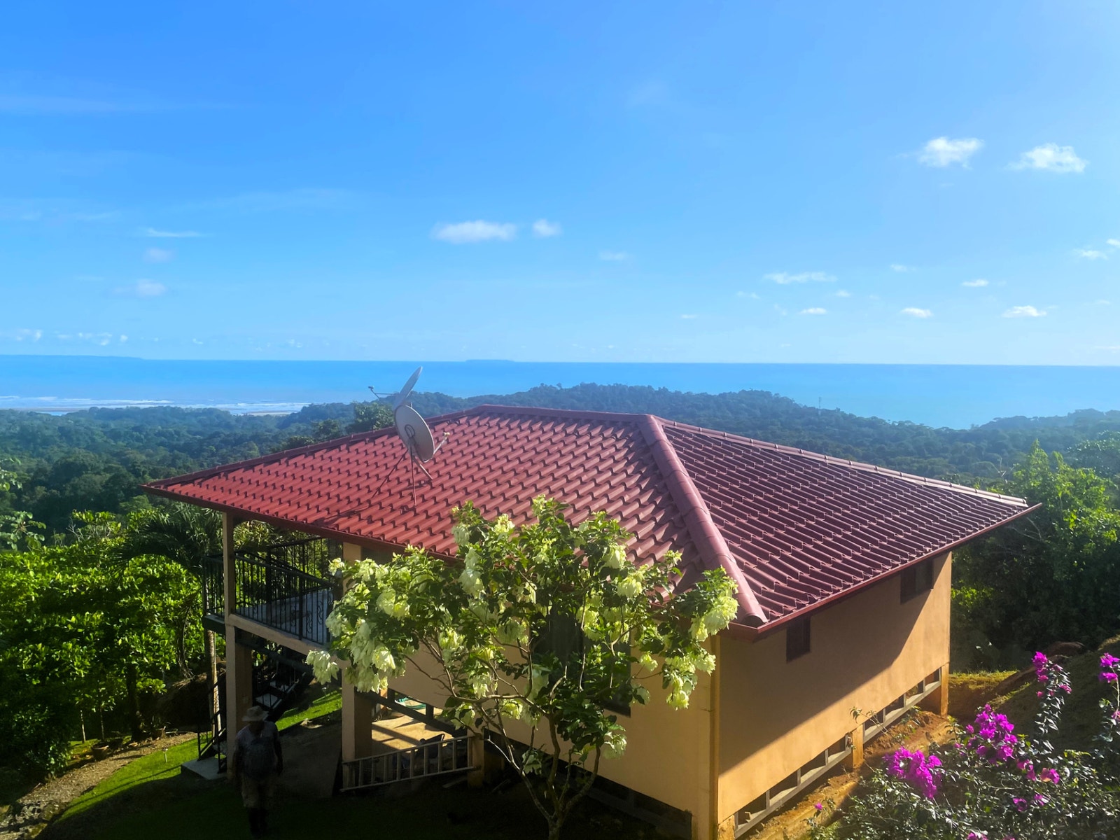 Casa Aracari Ocean and Sunset Views — photo 2 of 19