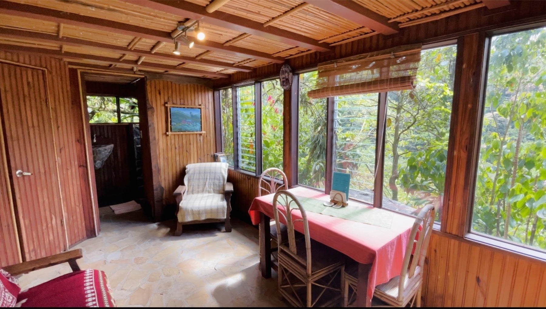 Rivas Oasis and Bird Sanctuarty — photo 4 of 19