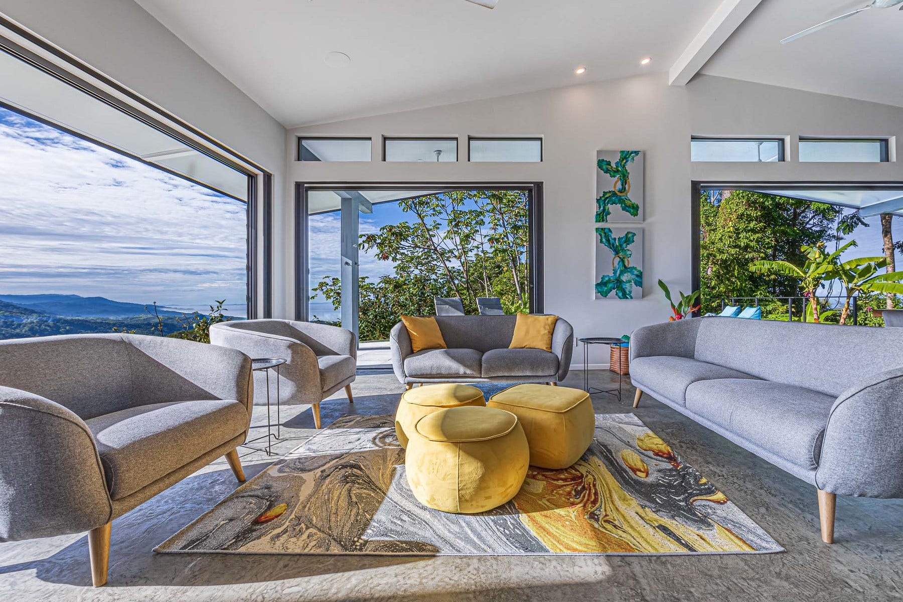 Sunset Hilltop Seaview Estate with extra building site South Pacific Coast — photo 15 of 19