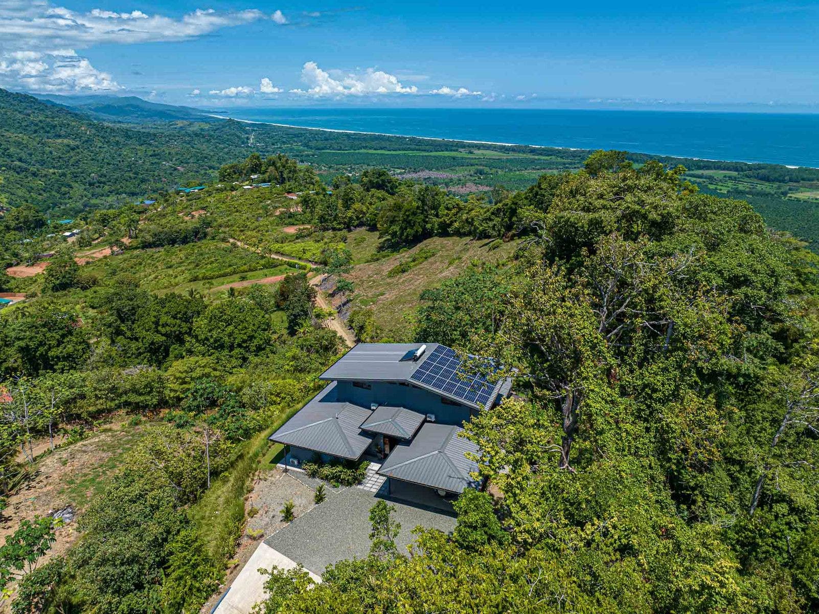 Sunset Hilltop Seaview Estate with extra building site South Pacific Coast — photo 6 of 19