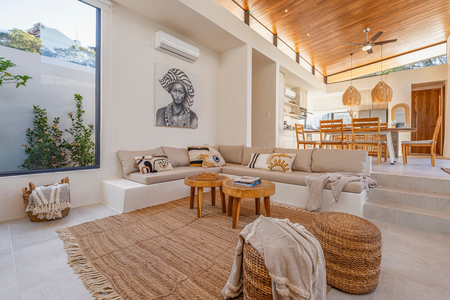 Beautiful and Unique 3 Bedroom Home at a short walk to Tamarindo Beach — photo 9 of 19