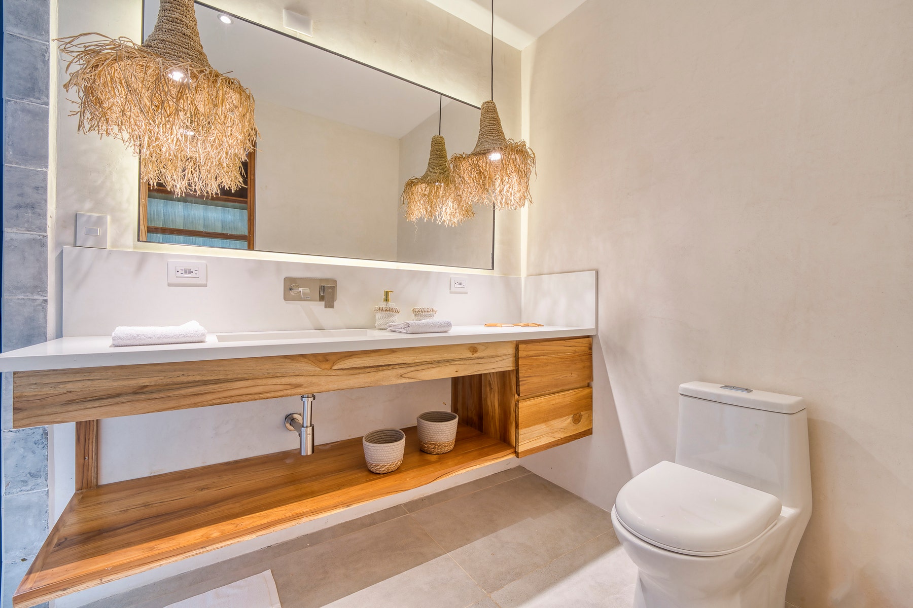 Beautiful and Unique 3 Bedroom Home at a short walk to Tamarindo Beach — photo 18 of 19