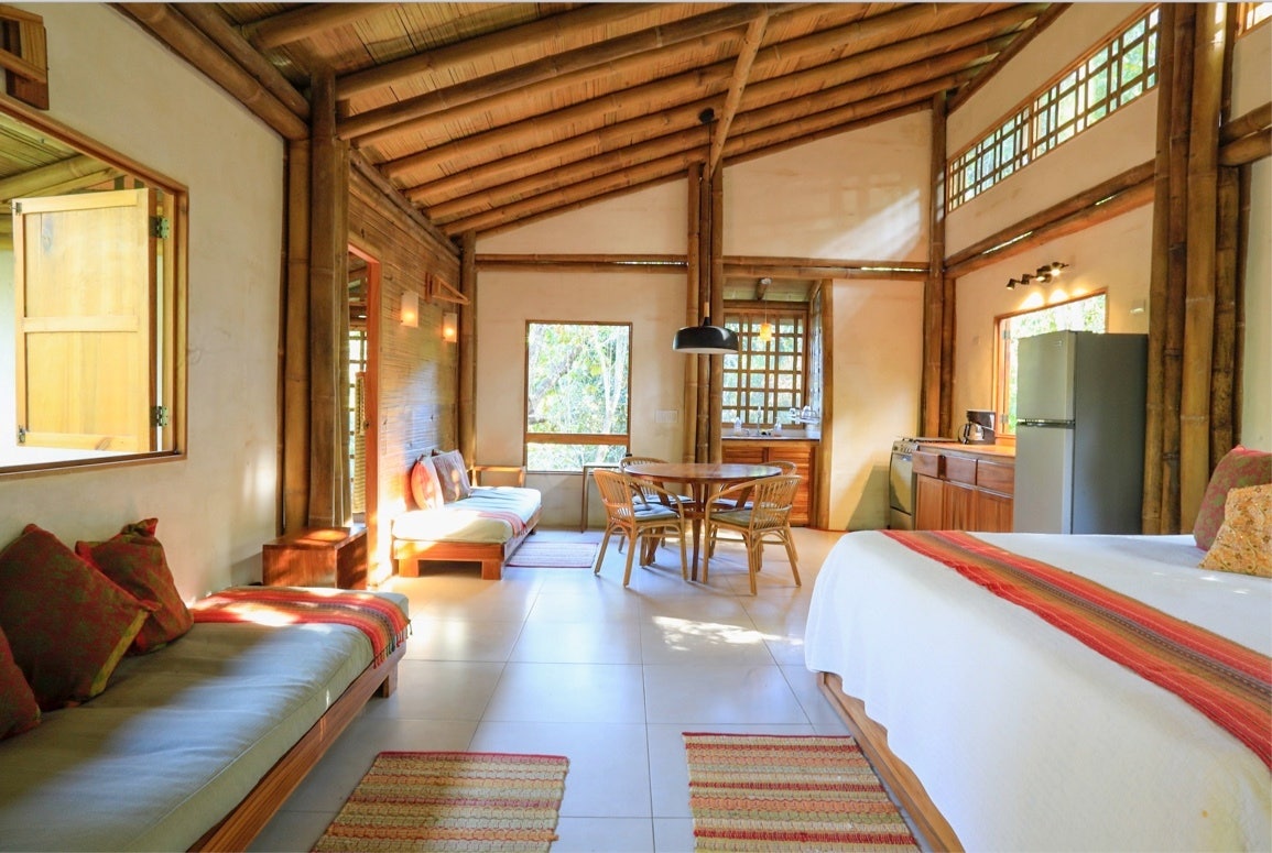 Mal Pais Home and Jungle Lot — photo 3 of 16