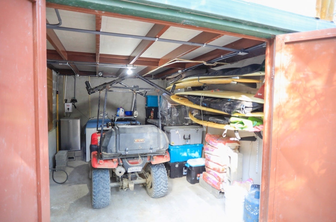 Mal Pais Home and Jungle Lot — photo 13 of 16