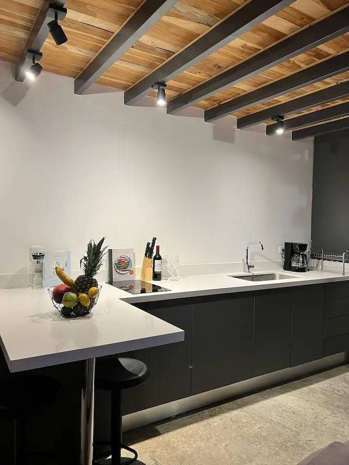 Stylish Loft in a Gated Community — photo 5 of 8
