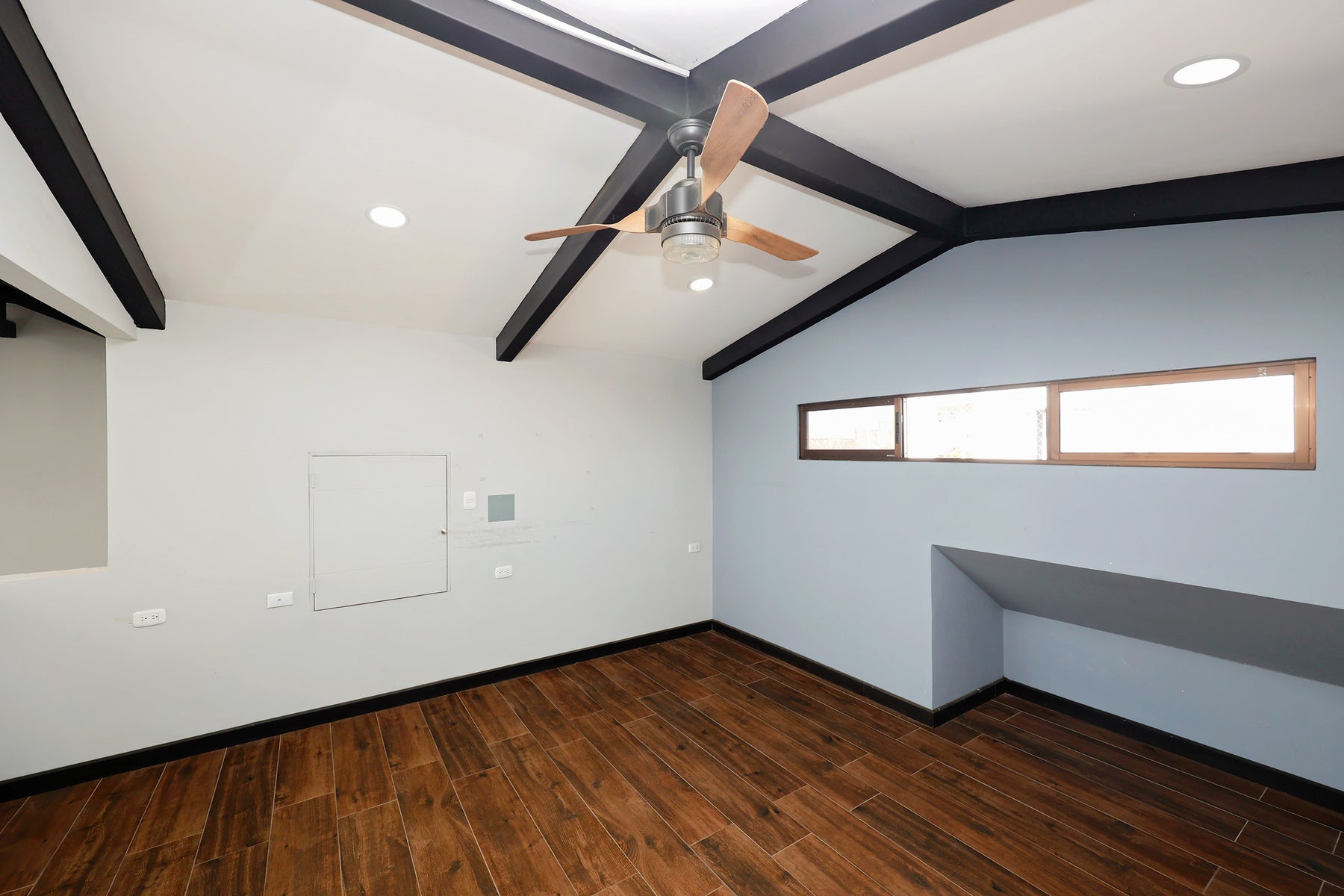 Industrial architectural style home — photo 12 of 19