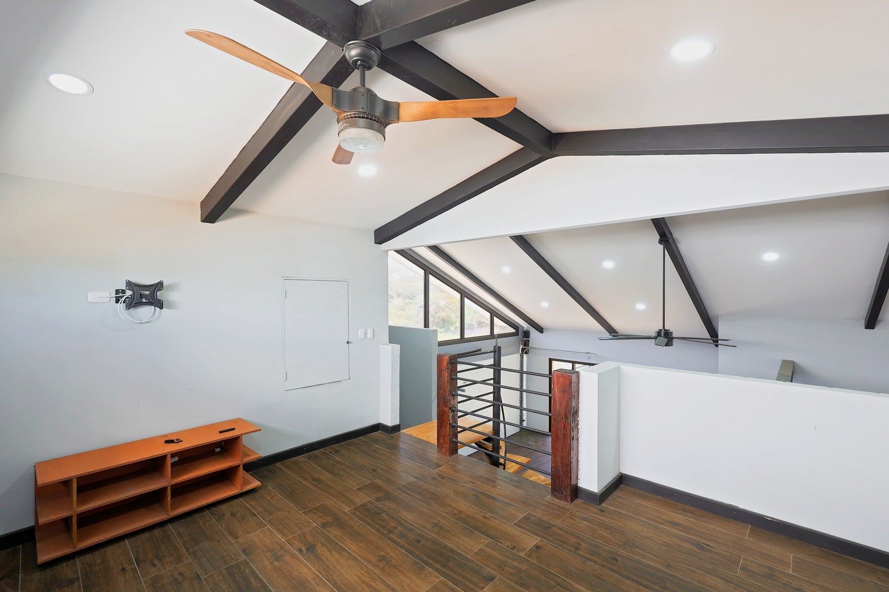 Industrial architectural style home — photo 11 of 19