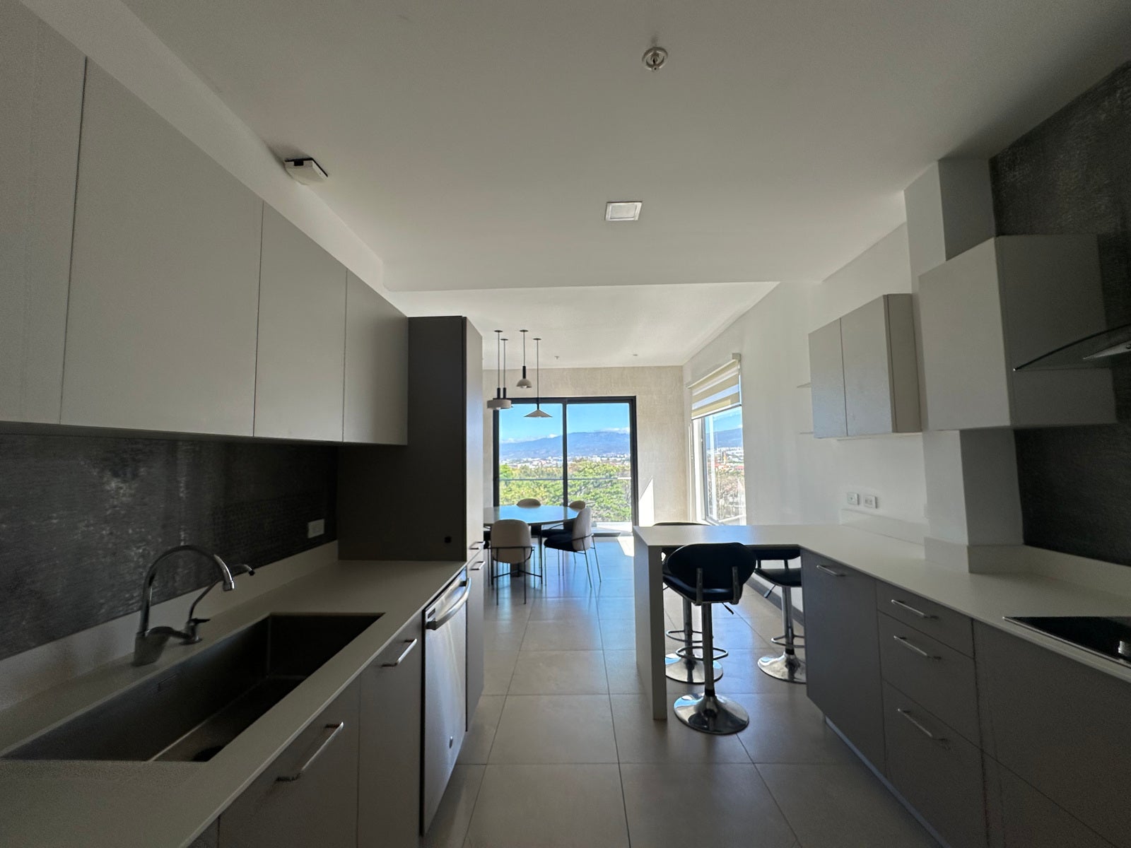 Rooftop Penthouse — photo 2 of 16