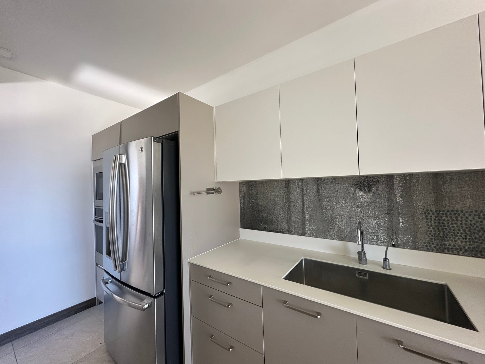 Rooftop Penthouse — photo 4 of 16
