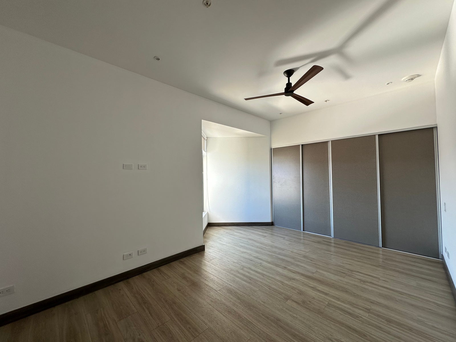 Rooftop Penthouse — photo 12 of 16