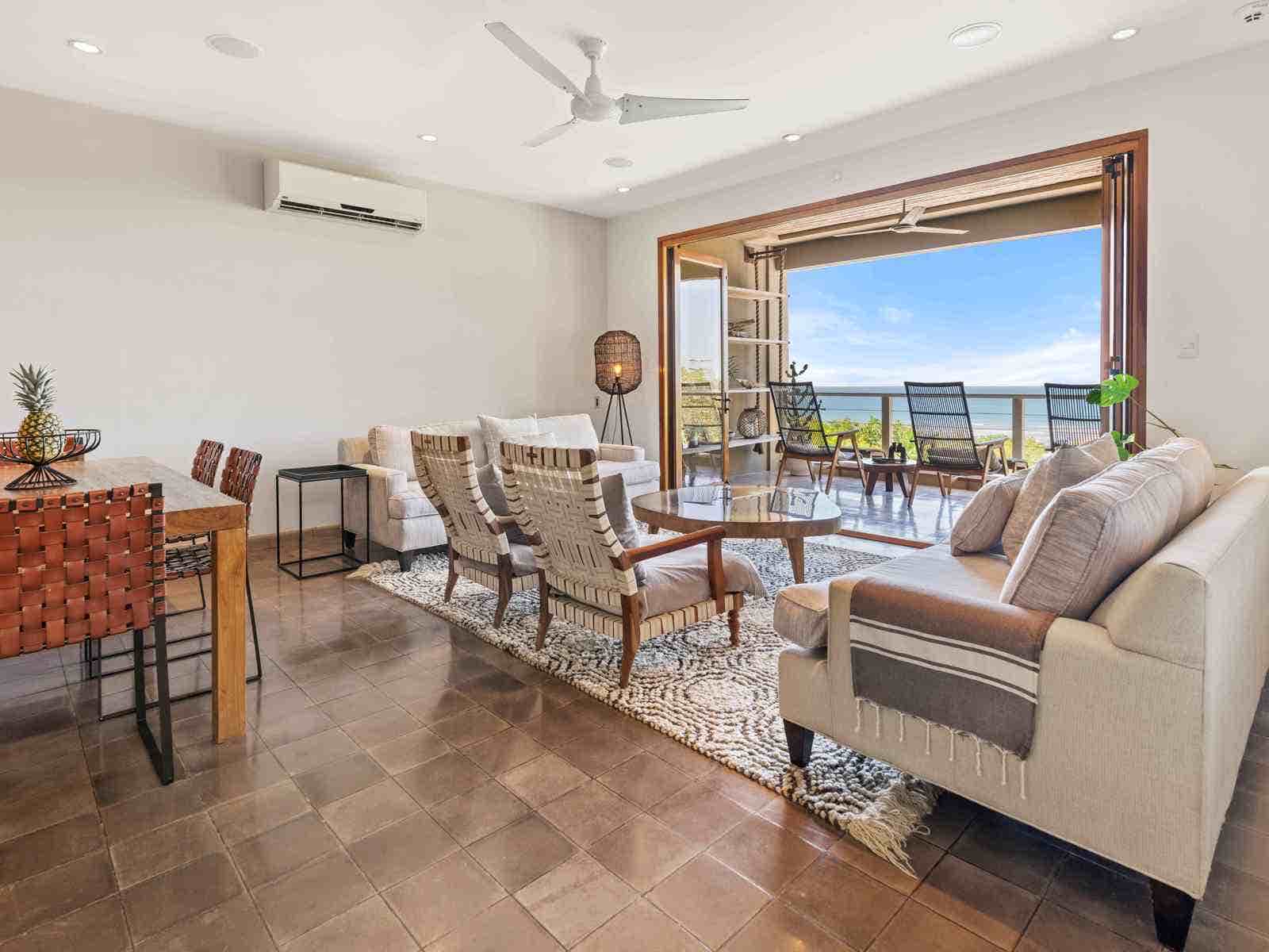 Ocean View in the most sought after community, #Villa 3 — photo 3 of 19