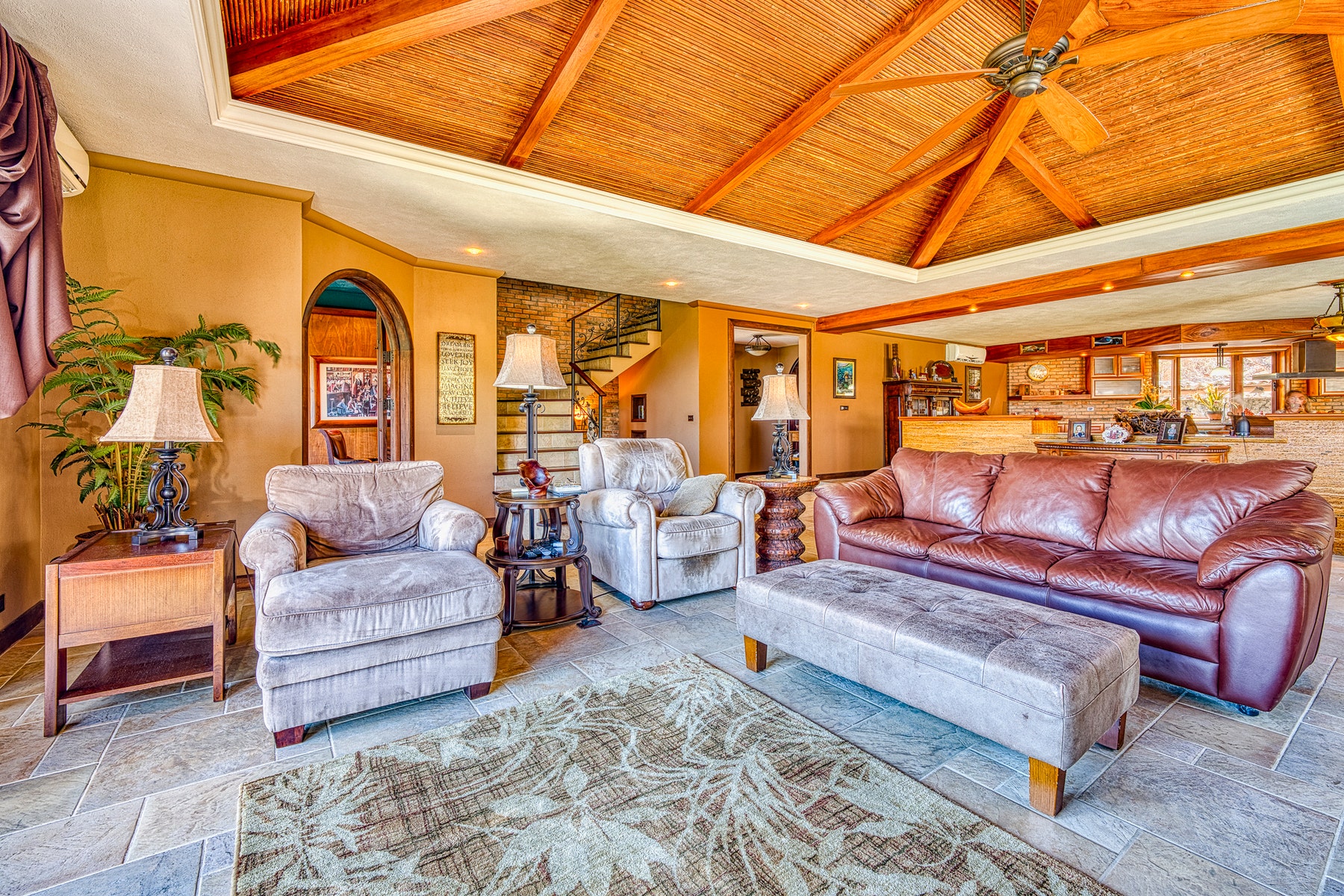 Ocean View Residence — photo 4 of 19
