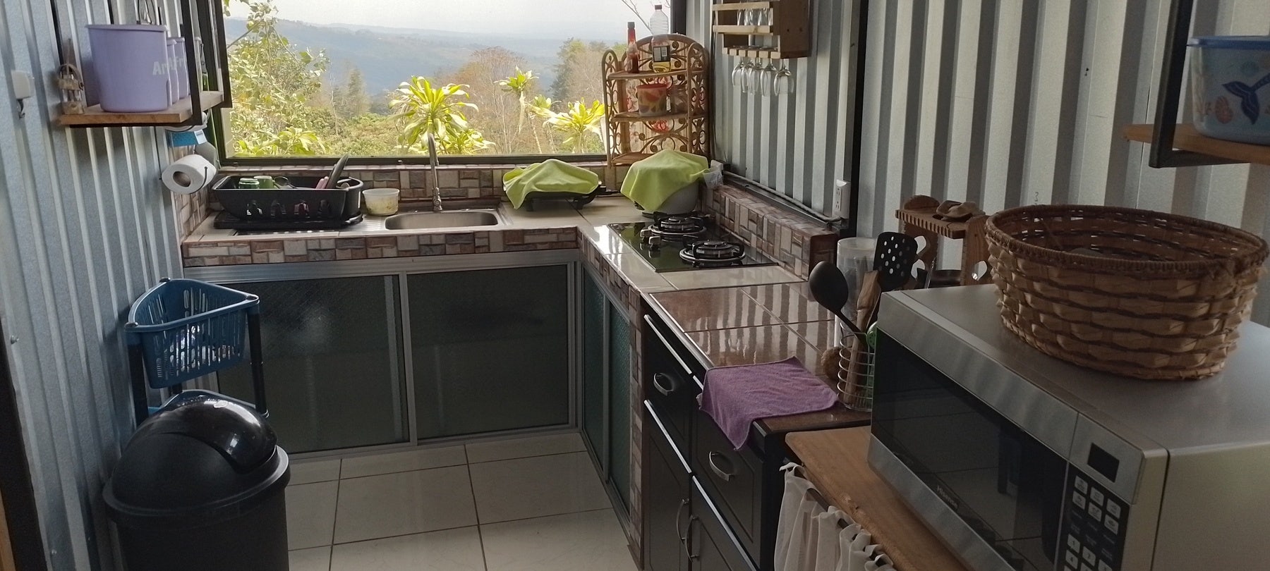 One of a Kind Mountain View House — photo 7 of 12