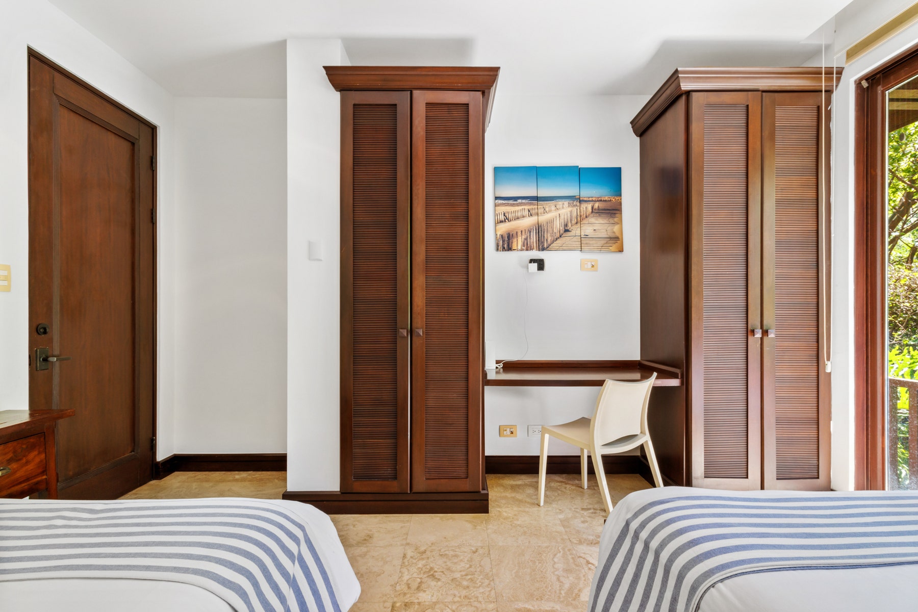 Stunning Oceanview Condo — photo 11 of 19