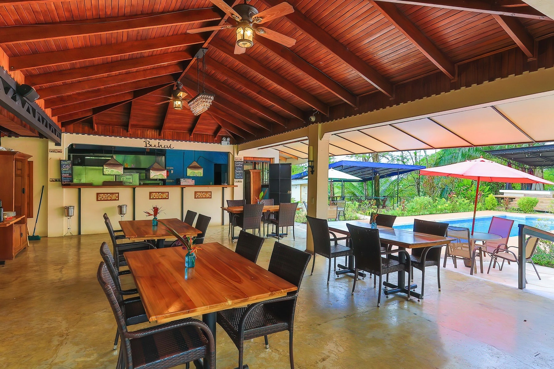 Commercial Property — photo 10 of 19