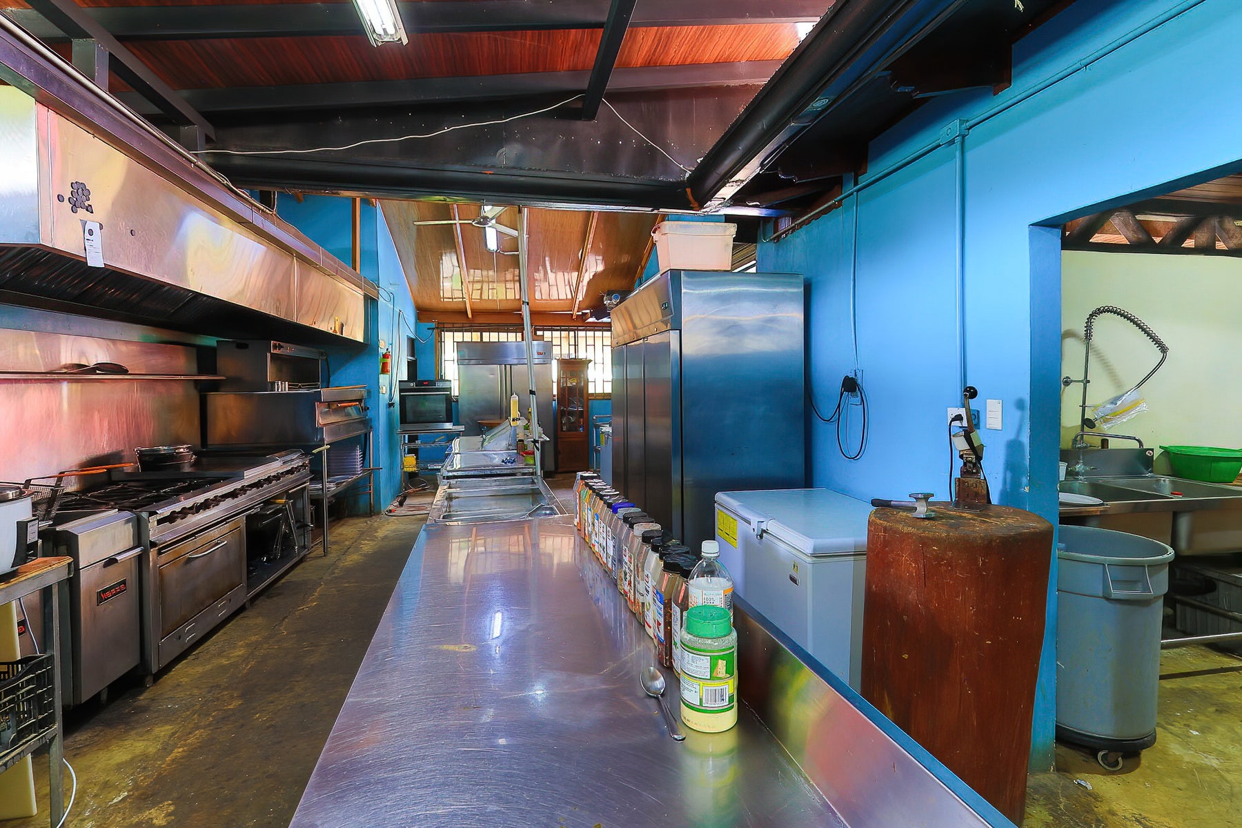 Commercial Property — photo 14 of 19